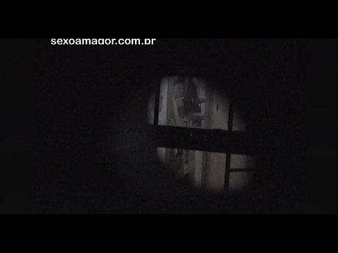 ❤️ Blondie tiġi filmata segretament minn voyeur tal-viċinat moħbi wara briks vojta ❤❌ Sess ta' kwalità fil-porn mt.novoporn.ru ️❤
